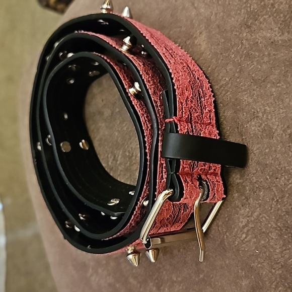 HOT TOPIC Hot Pink Lace Spiked Moto Punk Belt Medium